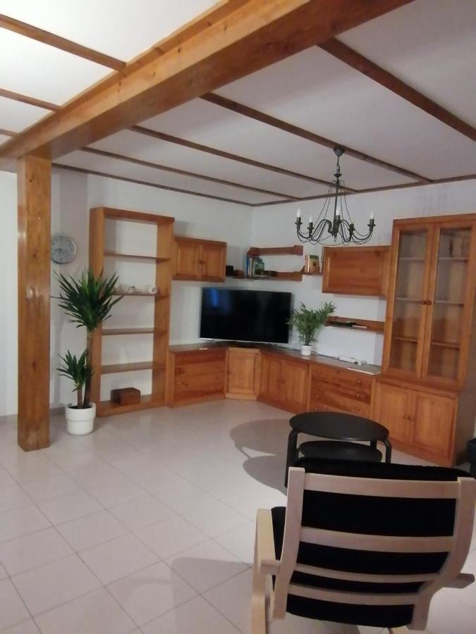 Albergue 세르베라데피수에르가 외부 사진